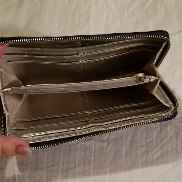 Michael kors wallet - Picture 3 of 6